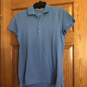 Women’s St. John’s Bay light blue Henley short sleeve shirt. Small